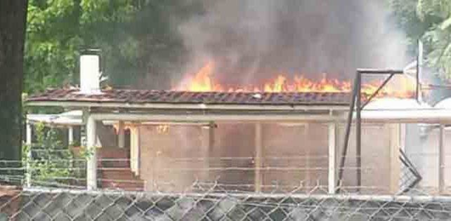 Venezuela sin paz: quemaron la casa natal de Hugo Chávez