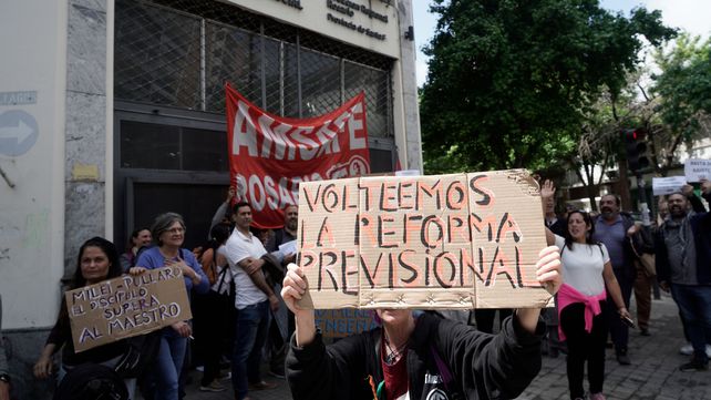 Amsafé lleva al máximo tribunal de la provincia su pelea contra la reforma jubilatoria aprobada en septiembre en la Legislatura.&nbsp;