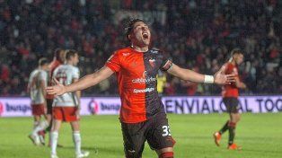 Colón ganó de local con el tanto de Garces.