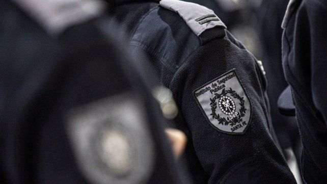 Santa Fe quiere sumar 1.400 nuevos policías y ofrece becas de hasta 500.000 pesos para la formación &nbsp;