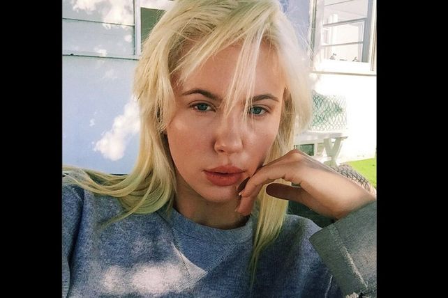 La hija de Kim Basinger y Alec Baldwin, belleza desnuda