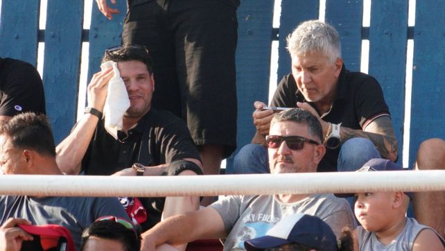 Jorge Messi en la tribuna del Gabino Sosa