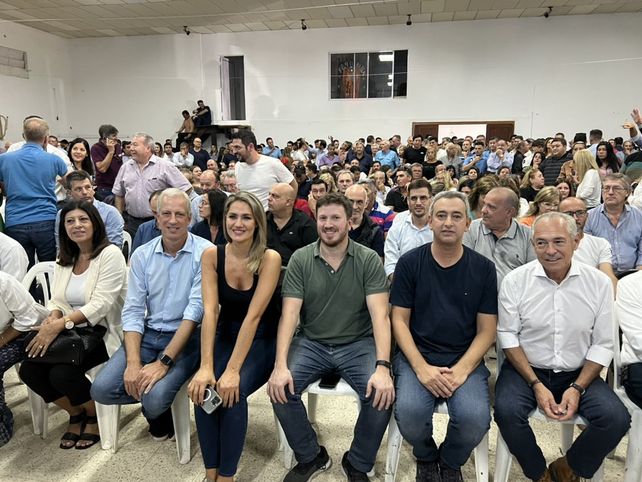  El armado de la lista de diputados generó tensiones en el sector que integran Losada, Angelini y Javkin.