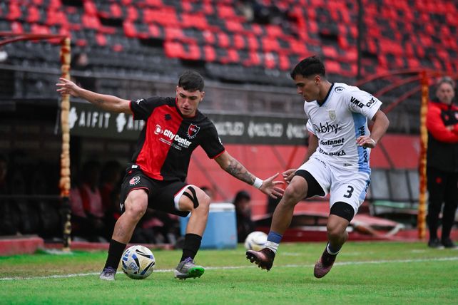 Newells: la reserva rojinegra ganó en el Coloso y se afirma bien arriba