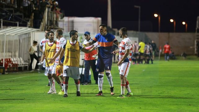 Todo el color de los partidos de Patronato y Atlético Paraná