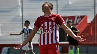 Nicolás Andereggen pide pista a fuerza de goles