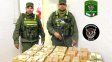 Oficiales y suboficiales de la Guardia Rural Los Pumas que realizaban operativos de Prevención Activa y descucbrieron el dinero.