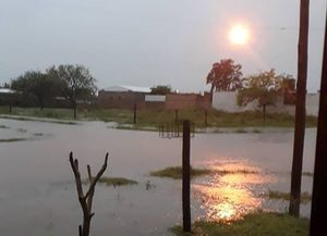 Tostado bajo agua: en seis horas llovieron 175 milímetros
