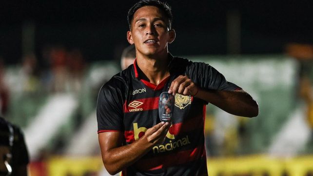 Rodrigo Atencio cerró cualquier posibilidad de jugar en Newells.