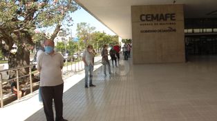 Fuerte presencia de adultos mayores en las calles de la ciudad