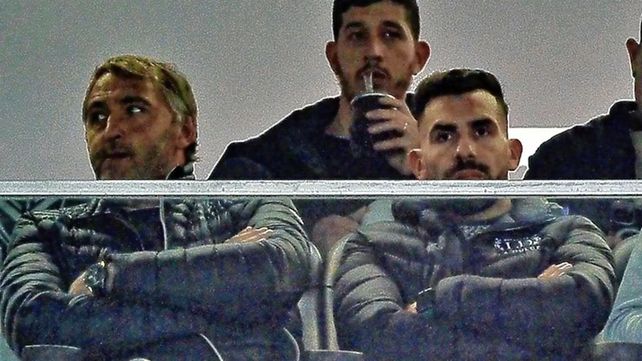 Carlos Tevez contra Retegui: No cumplió su palabra.