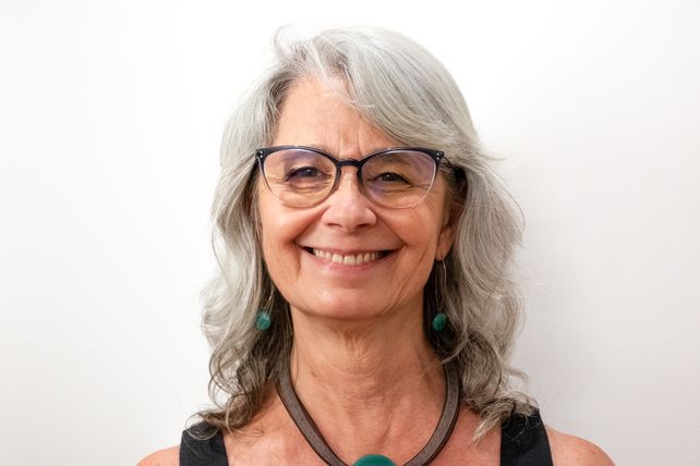 La editora Laura Leibiker conduce Siglo para chicos