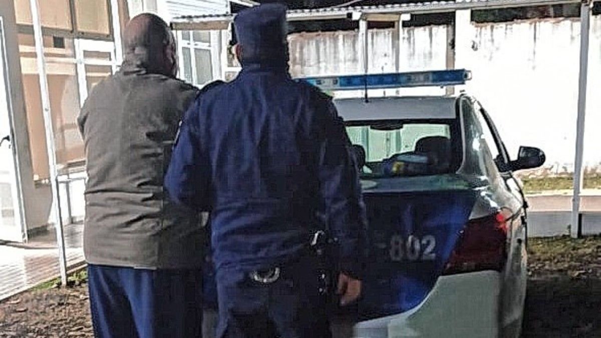Un hombre fue detenido por agredir y amenazar a su pareja