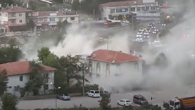 Un peculiar fenómeno tuvo lugar durante un temporal en la ciudad de Ankara