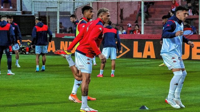 ¿Munúa piensa en un doble 9 en Unión para visitar a Racing?