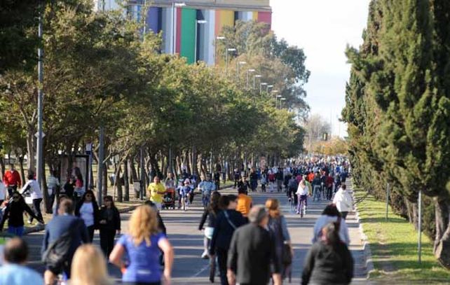 La Calle Recreativa será escenario el domingo próximo del reclamo de los docentes privados con una maratón simbólica.