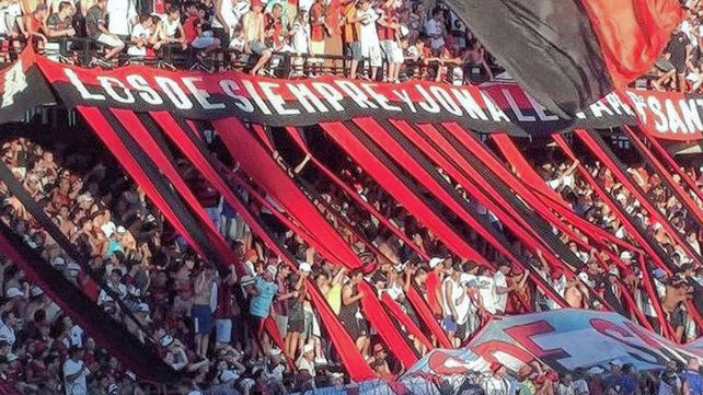 El plantel de Colón no pudo entrenar por amenaza de barras