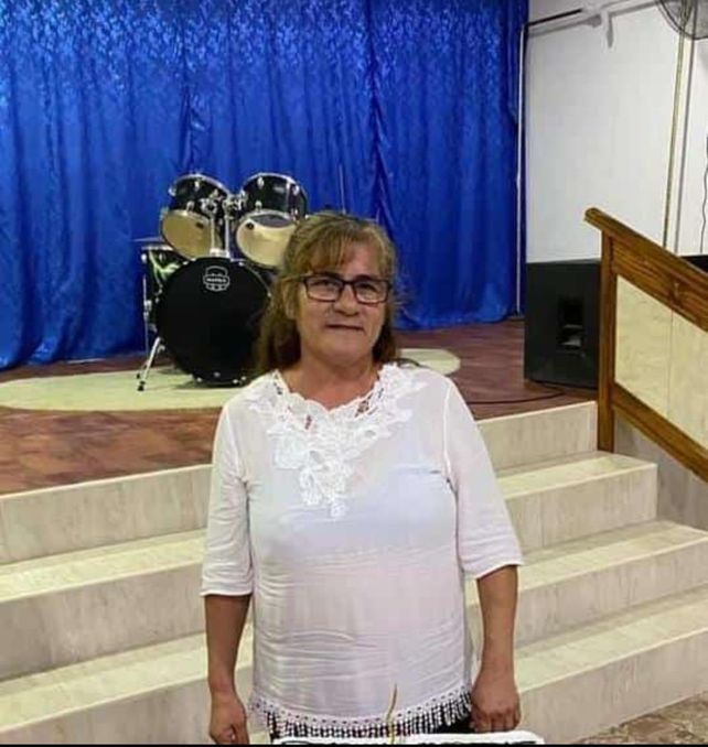 Carmelina Ignacia Núñez, de 59 años, fue asesinada mientras tomaba mates con familiares frente a su casa.