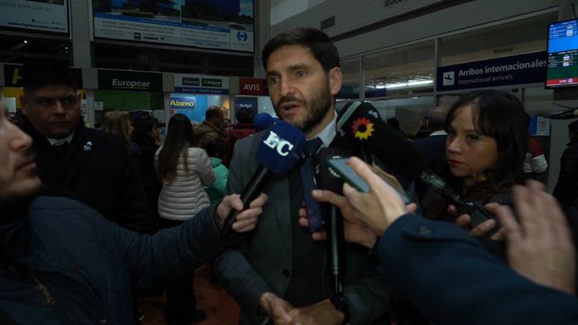 Pullaro arribó a Tucumán para firmar el Pacto de Mayo