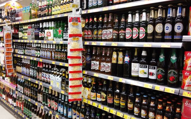 Multan a una famosa marca de cerveza con $150 millones