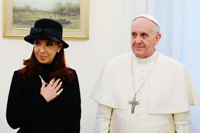 Cristina: Le pedí al Papa Franciso su adhesión para poder iniciar el diálogo por las Malvinas con el Reino Unido