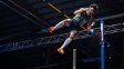 armand duplantis volvio a superar el record mundial absoluto de salto con garrocha