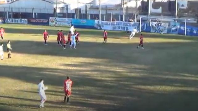 Argentino jugó 80 minutos con diez y cayó 2 a 1 en su visita a General Lamadrid