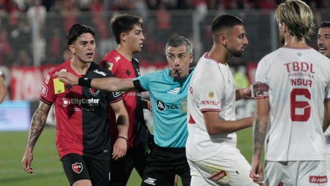 Otra vez Carlos Mastrángelo fue determinante en una derrota de Newells.