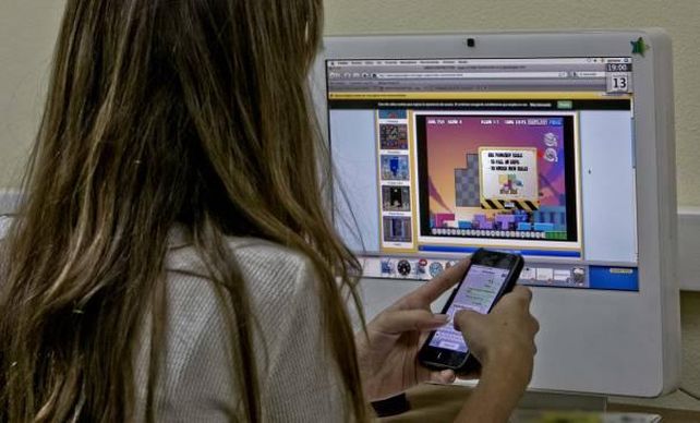 Hiperconectados. El 86% de los adolescentes argentinos conoce las reglas.