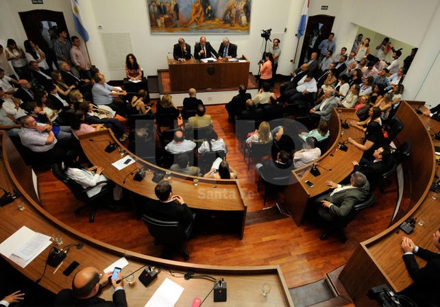 El Concejo rechazó el desvió de fondos del Larrea a Rosario