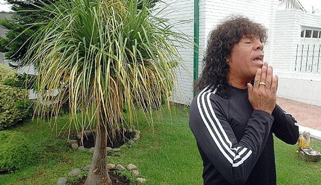 La Mona Jiménez fue citado a declarar acusado de plagio por uno de sus hits