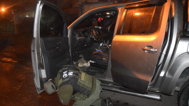 Los detenidos se desplazaban a bordo de una Volkswagen Amarok.