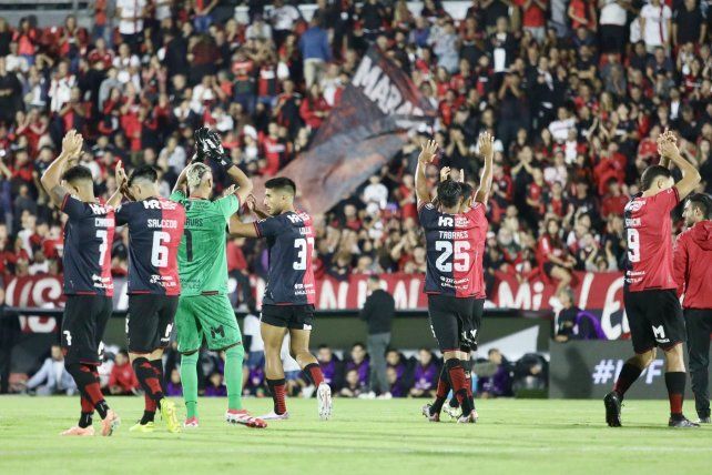 Newells no pudo aprovenchar la ventaja numérica.