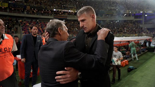 Miguel Ángel Russo y Martín Palermo, en la previa de aquella final. Ya ninguno está en el cargo. Miguel Ángel Russo y Martín Palermo, en la previa de aquella final. Ya ninguno está en el cargo.