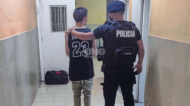El joven era buscado por violencia de género y le encontraron marihuana