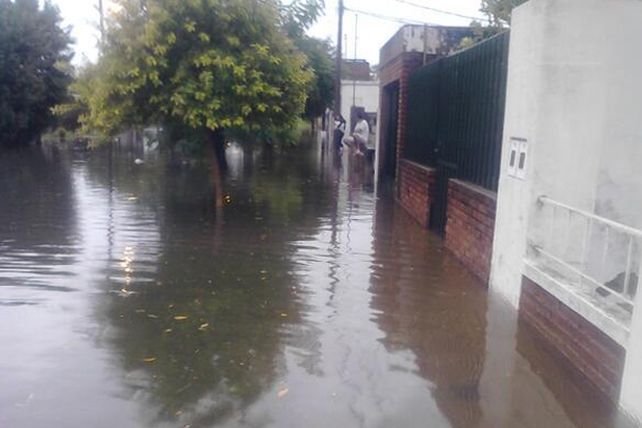 Diluvio en Santa Fe: cayeron 185mm y se suspendieron las clases