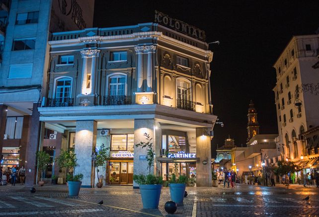 El hotel Colonial, en el corazón de la ciudad de Salta, combina arquitectura tradicional, ubicación estratégica.