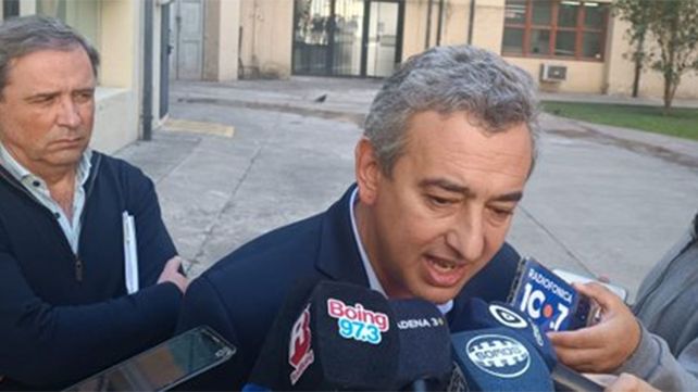 El intendente Pablo Javkin tras la reunión en la sede Gobernación que derivó en el paro de recolectores.&nbsp;