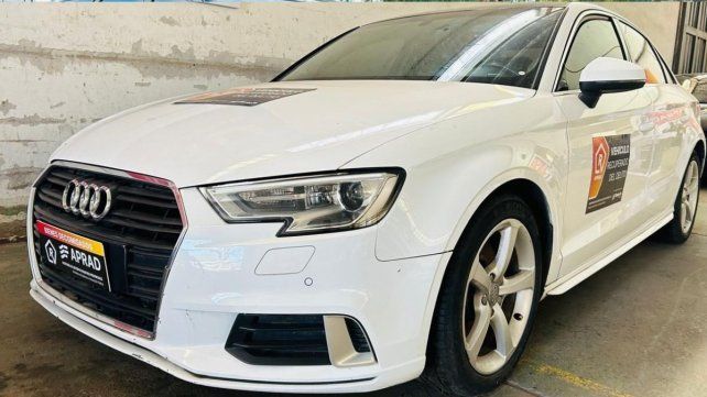 Subasta récord de bienes decomisados: autos, joyas e inmuebles se rematarán en la Estación Belgrano Subasta récord de bienes decomisados: autos, joyas e inmuebles se rematarán en la Estación Belgrano