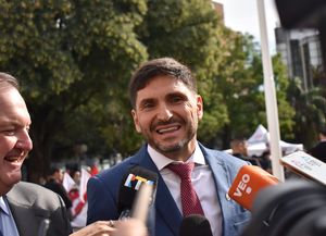 Pullaro no descartó una eventual reelección y respondió a las críticas de la oposición: El jefe de los políticos es el pueblo