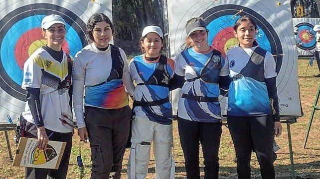 Los representantes del Club Esteban Echeverría compitieron en la ciudad de Paraná.