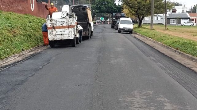 Paraná: cortan calle Alvarado por bacheo