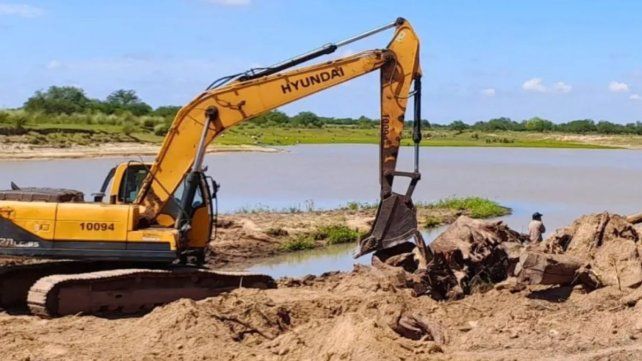 Santa Fe recibirá un crédito para terminar las obras hídricas en la defensa de San Javier