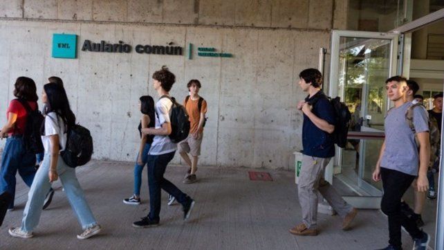 Becas universitarias de la UNL Becas universitarias de la UNL