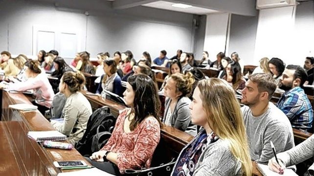 Mujeres son hasta el 80% del egreso superior en Entre Ríos