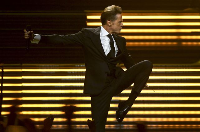 Luis Miguel encandiló a sus fans con clásicos de ayer, hoy y siempre