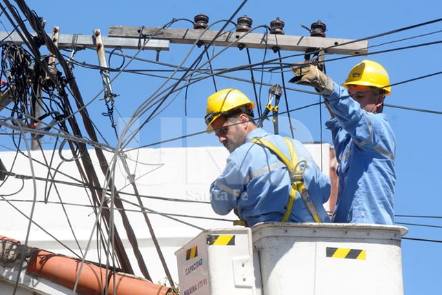 En Barranquitas, 500 familias reclaman el tendido eléctrico