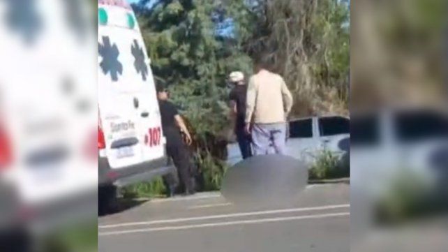 Murió un ciclista de 20 años en Pérez tras ser atropellado por un auto