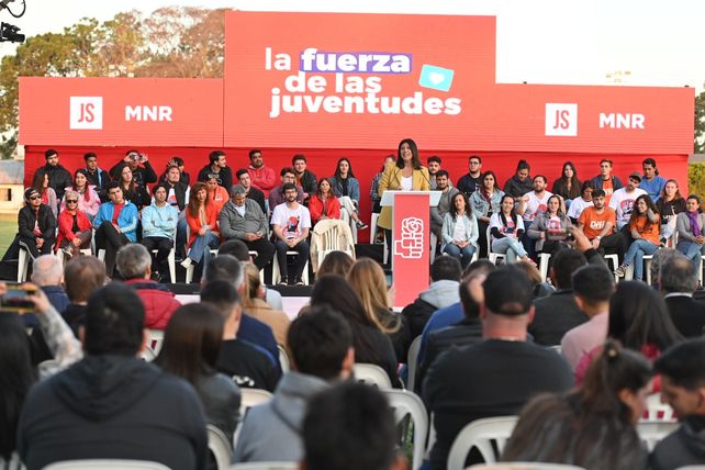 Clara García cerró el Encuentro de Juventudes Socialistas de Santa Fe y del Movimiento Nacional Reformista.