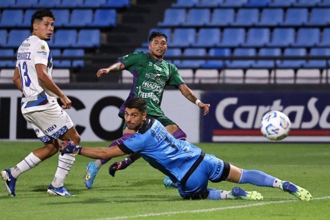 Quién es el goleador que Medrán quiere para el Colón 2026